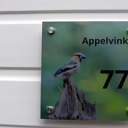 Tiny House Appelvinkje, Met Bedstee In Bosrijke Omgeving * אויסטרוויק