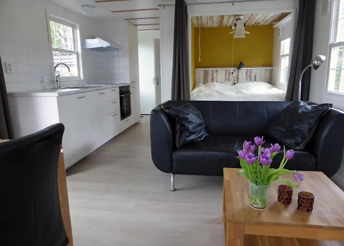 Tiny House Appelvinkje, Met Bedstee In Bosrijke Omgeving * Oisterwijk